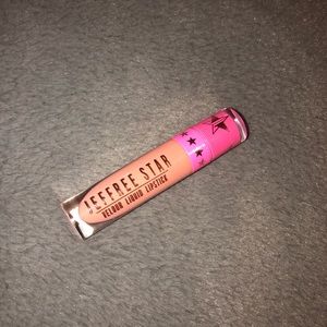 Jeffree Star ⭐️ liquid lip - soft served - matte